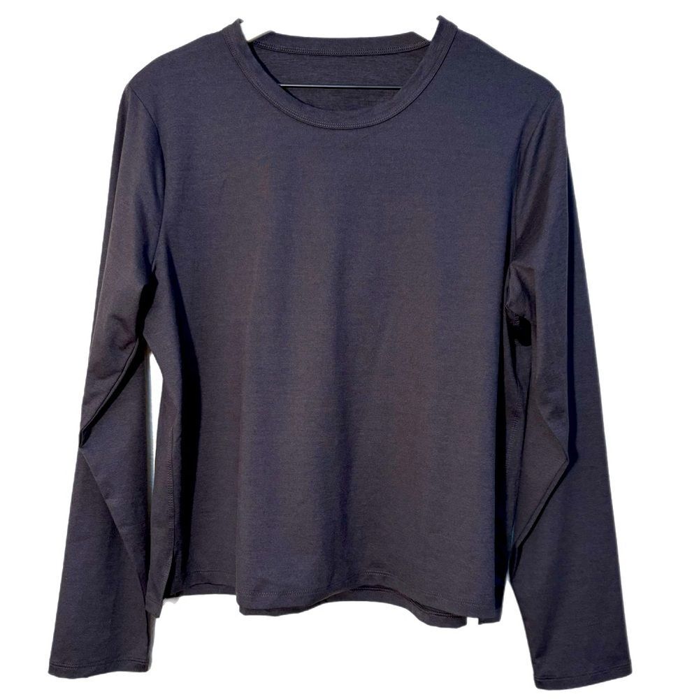 All in Motion Gray Long Sleeve Athletic Top Crew Neck Cut Out Women’s XL.